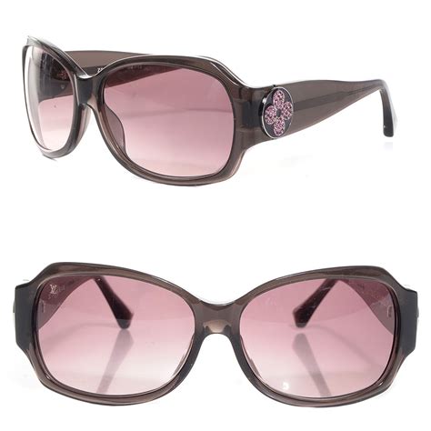 louis vuitton ursula sunglasses